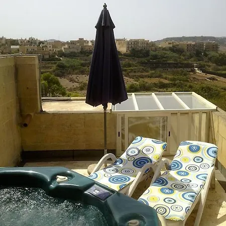 Tal-mohba Converted Gozo Feriehus *